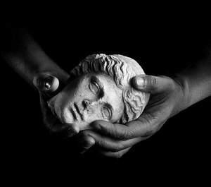 HANDS.JPG (300x265, 6Kb)